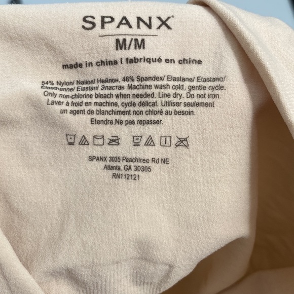 Spanx Women’s Beige Tummy Control Shorts Size Medium Shape Wear - Picture 11 of 11